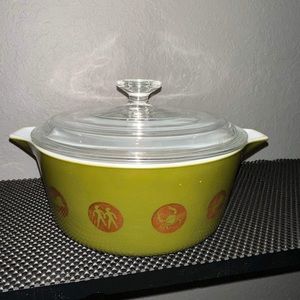 Vintage Zodiac Pyrex Casserole Dish with lid   HTF!! EUC